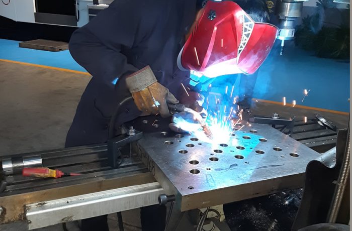 Reconstrucción de Moldes en Maquinados CNC